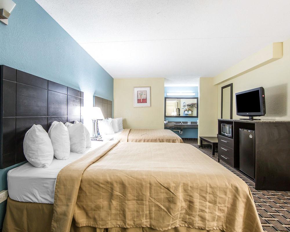 Oyo Hotel Knoxville Tn Cedar Bluff I-40 Exterior foto