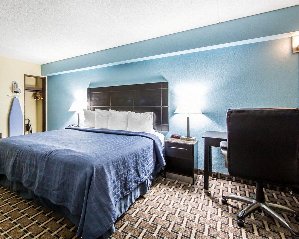 Oyo Hotel Knoxville Tn Cedar Bluff I-40 Exterior foto