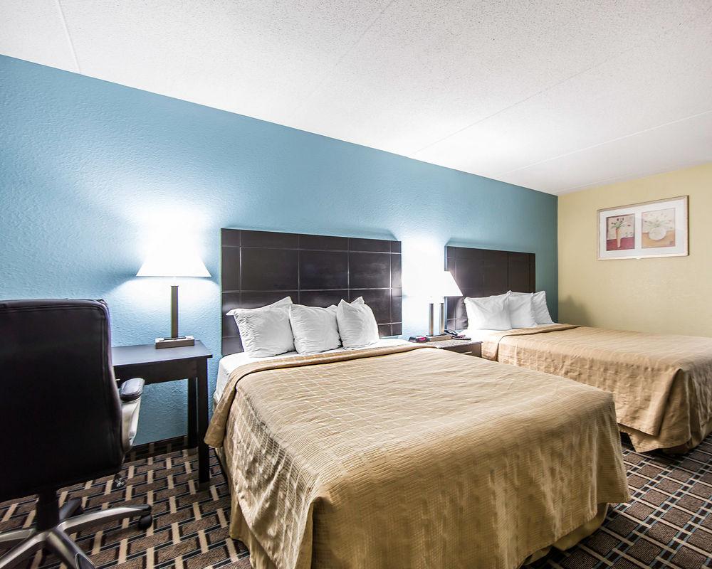 Oyo Hotel Knoxville Tn Cedar Bluff I-40 Exterior foto