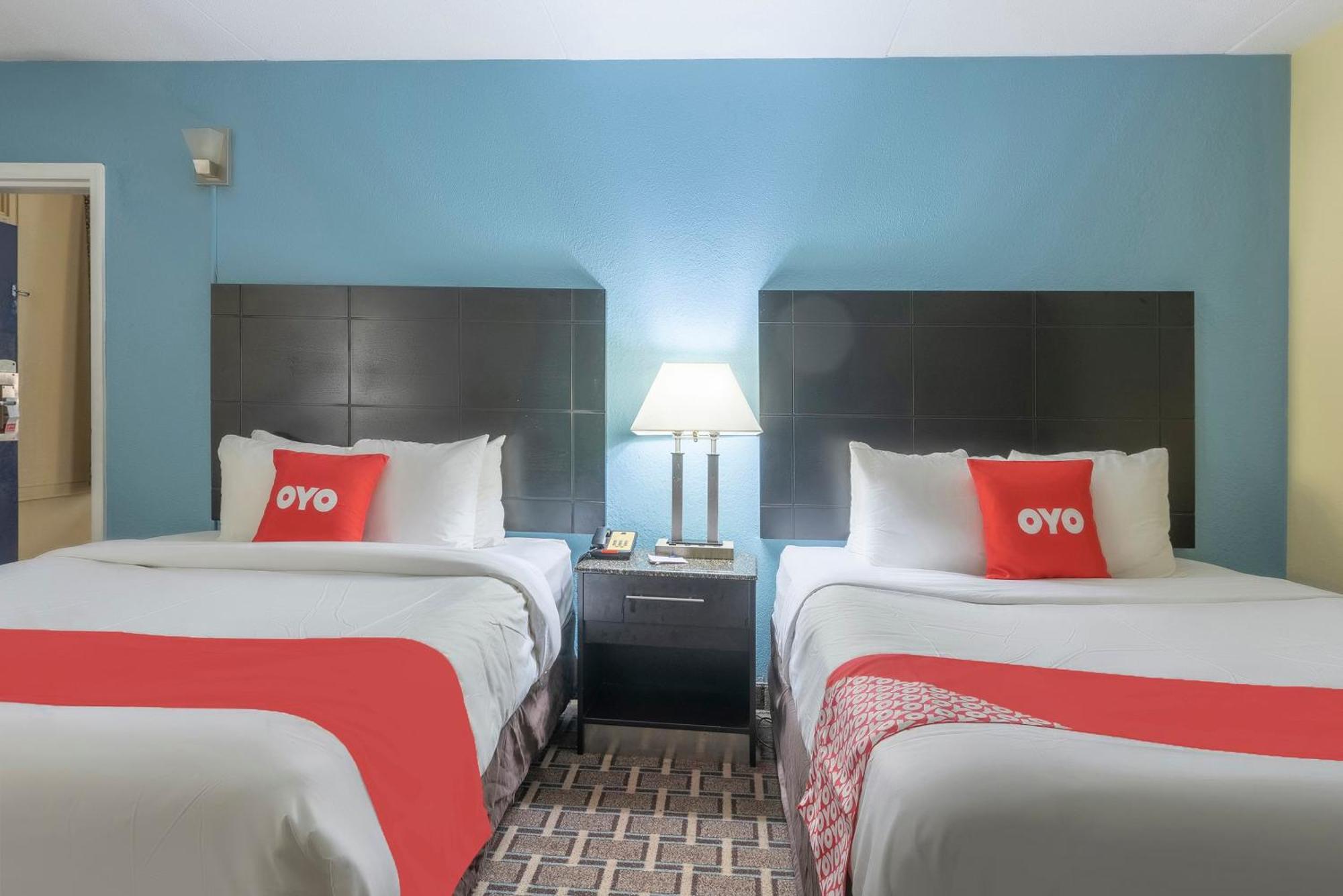 Oyo Hotel Knoxville Tn Cedar Bluff I-40 Exterior foto